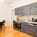Nadland Apartments B61